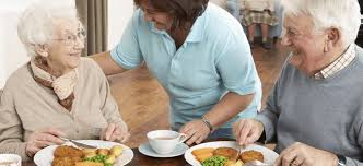 Alimentación de los mayores en el hogar y en las residencias